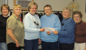 The ARC receives a $500 donation from proceeds from the sale of the Greene County Heritage book. Pictured are from left) ARC volunteers Faye Wiley, Sandy Ford and Dianne Blackmer, Greene County Genealogical Society president Arlene Johnson, Genealogical Society treasurer Elaine Deluhery, and ARC volunteer Jean Moranville.