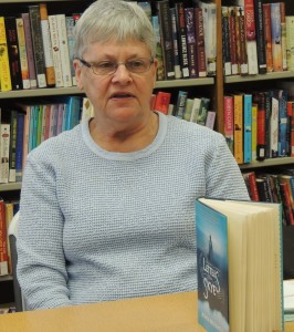 Jan Scharingson at the Paton library