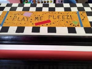 Play Me Pleeze bench