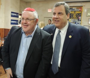 Mark Daniels drove from Springfield, MO, to give Christie a Yarmulke. Daniels asked for it back to pose for a photo with Christie.